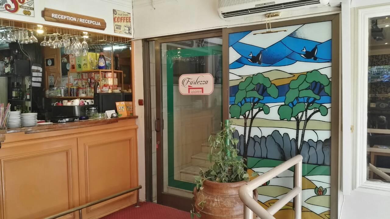 Fortezza Rooms Ni Екстериор снимка
