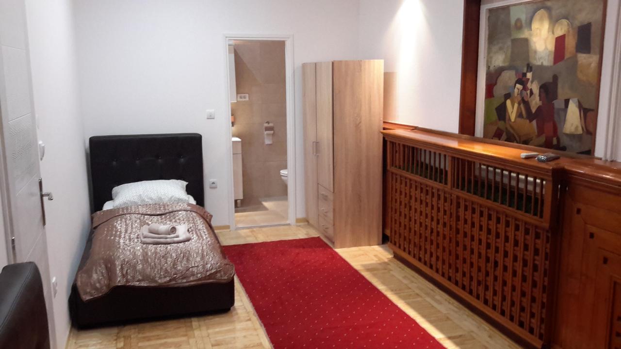 Fortezza Rooms Ni Екстериор снимка