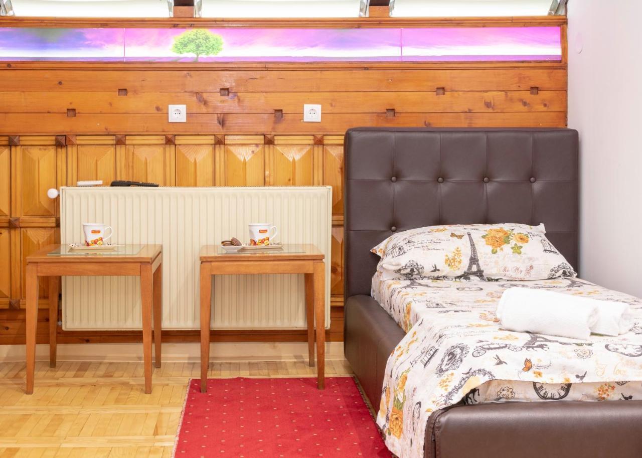Fortezza Rooms Ni Екстериор снимка